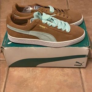 Puma Suede size 10.5 DS never worn. Brown & Mint